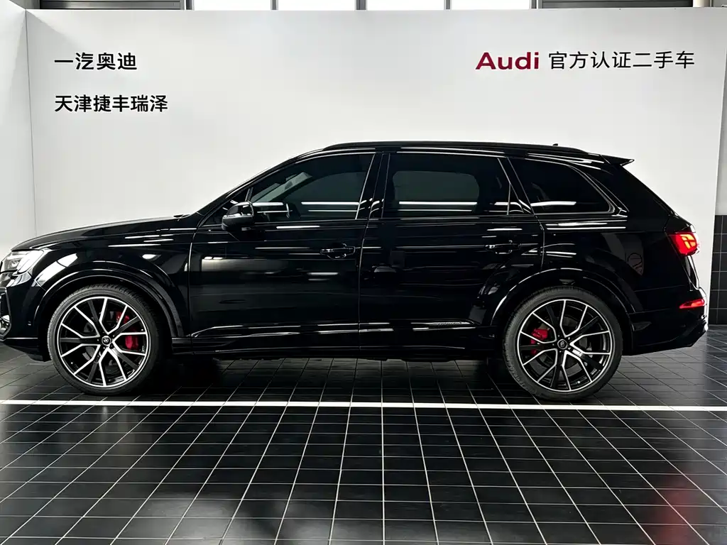Audi Q7 — фото 3