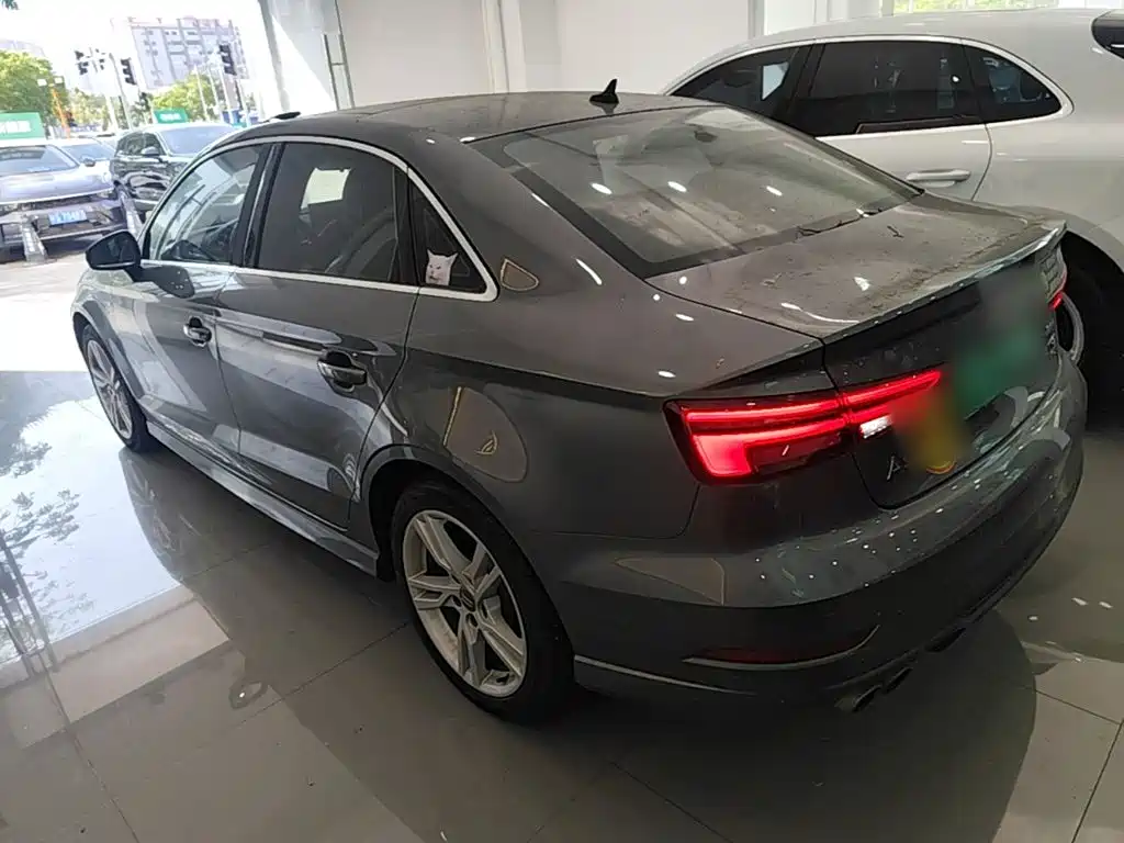 Audi A3 — фото 5