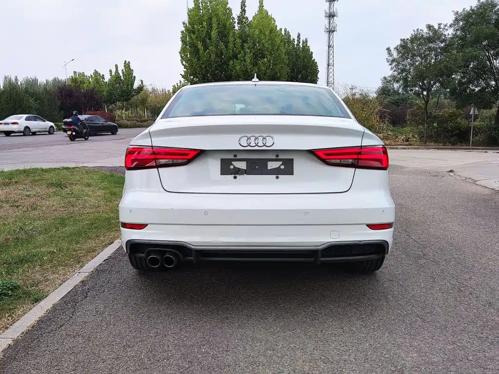 Audi A3 — фото 17