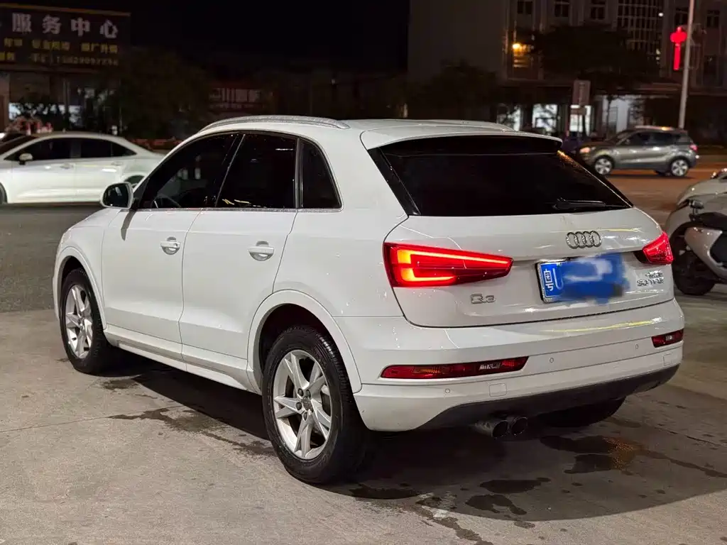 Audi Q3 — фото 9