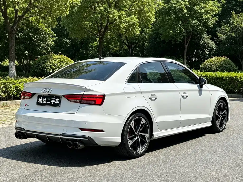 Audi A3 — фото 7