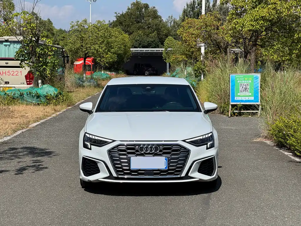 Audi A3 — фото 2