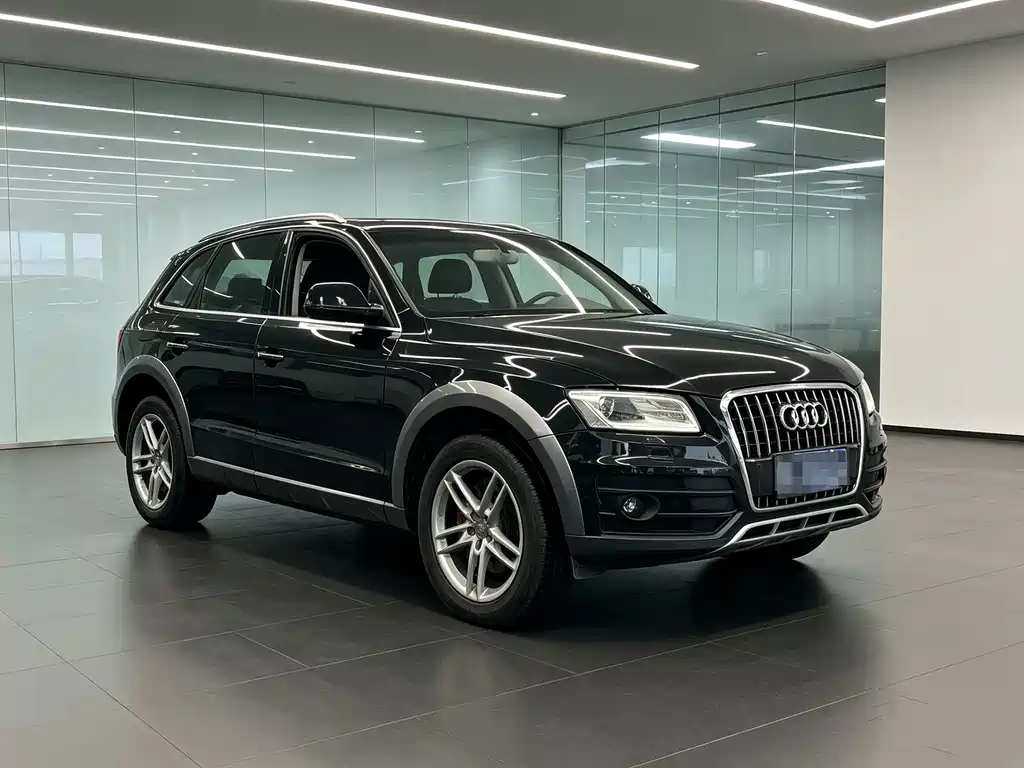 Audi Q5 — фото 3