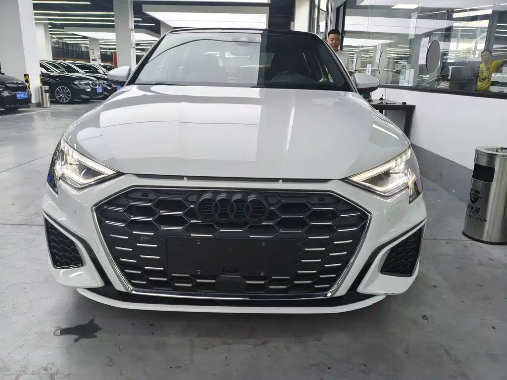 Audi A3 — фото 2