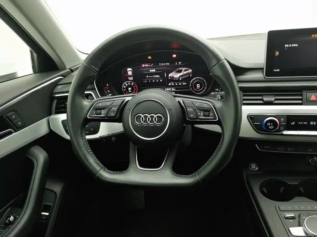 Audi A4L — фото 11