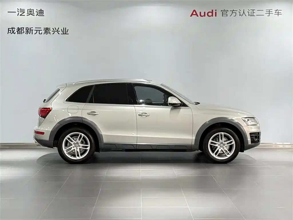 Audi Q5 — фото 3
