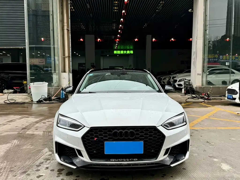 Audi A5 (Import) — фото 2