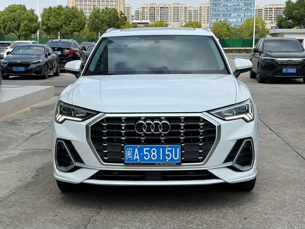 Audi Q3 — фото 2
