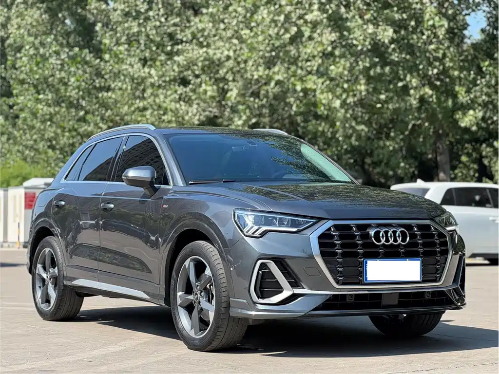 Audi Q3 — фото 3