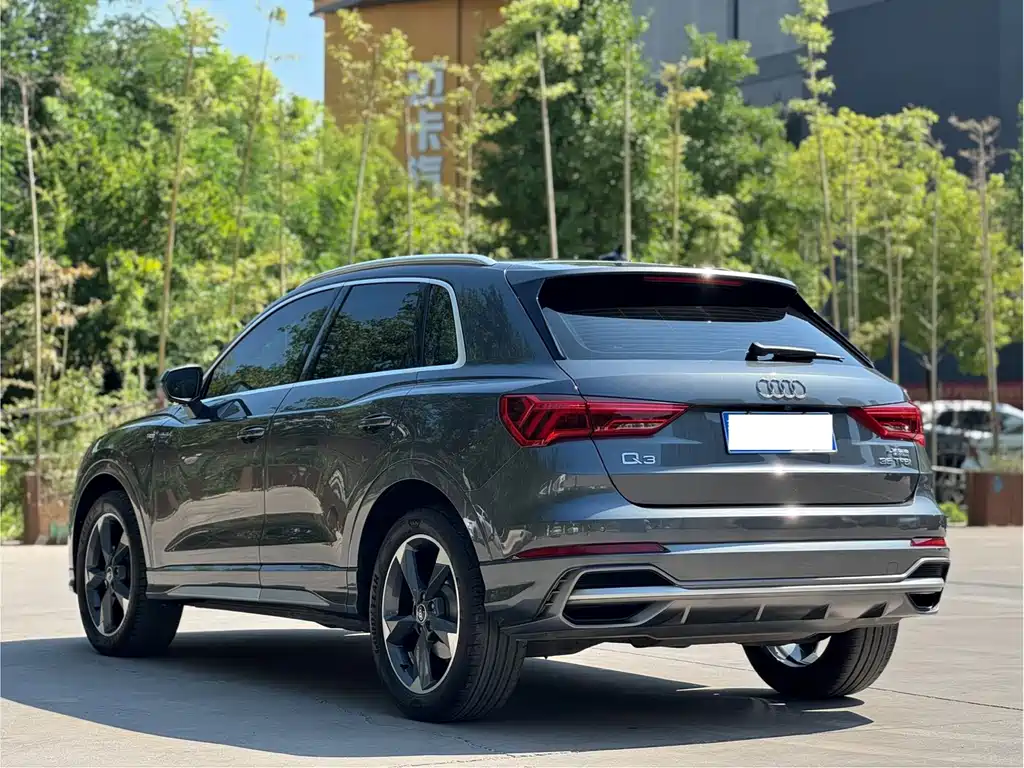 Audi Q3 — фото 6