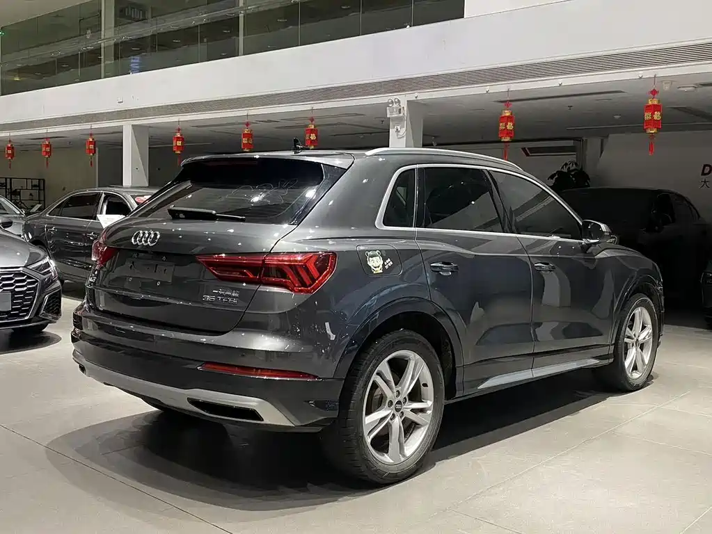 Audi Q3 — фото 4