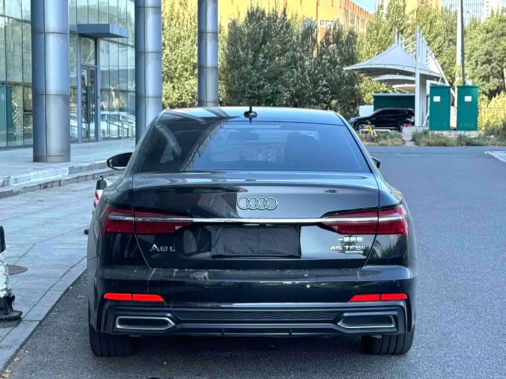Audi A6L — фото 4