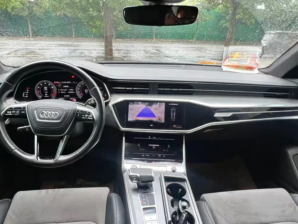Audi A6L — фото 5