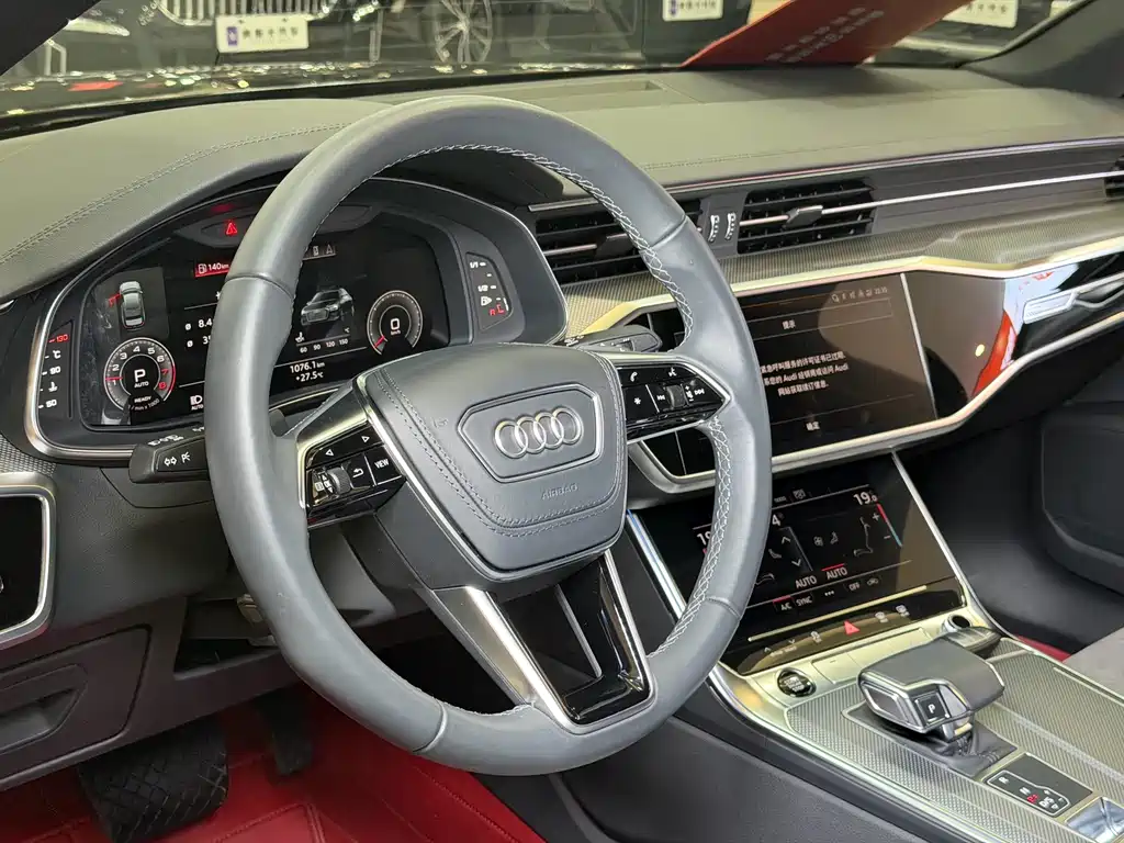 Audi A6L — фото 7