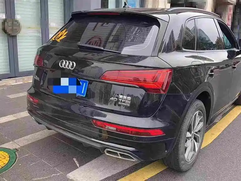 Audi Q5L — фото 3
