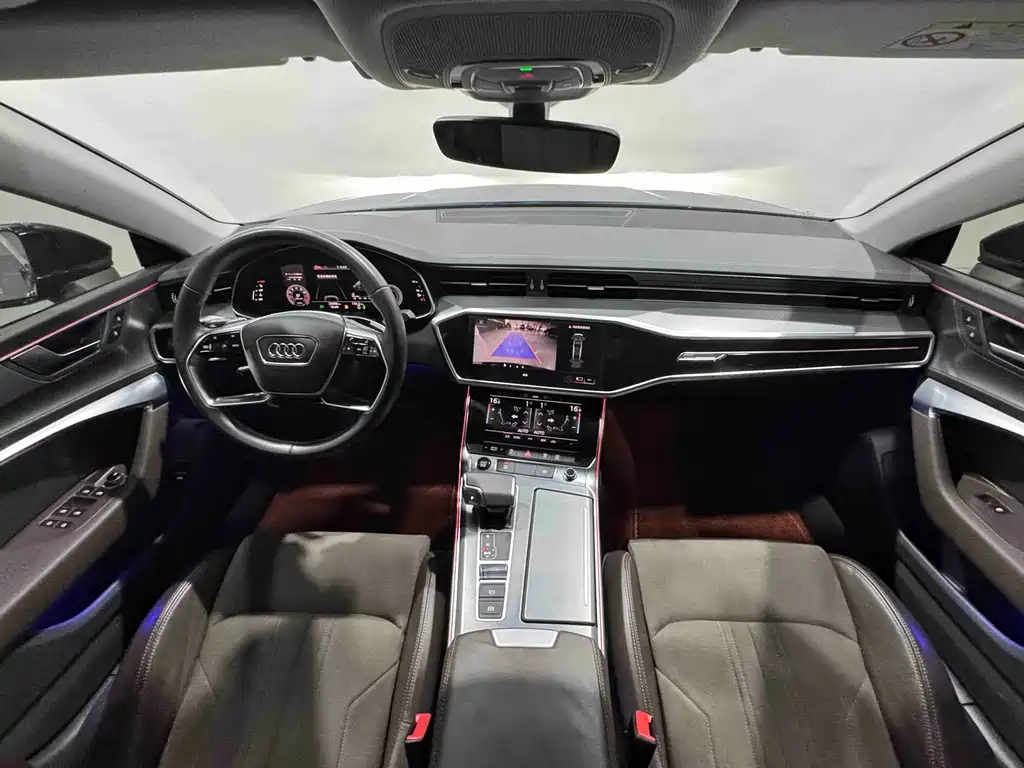 Audi A7L — фото 4