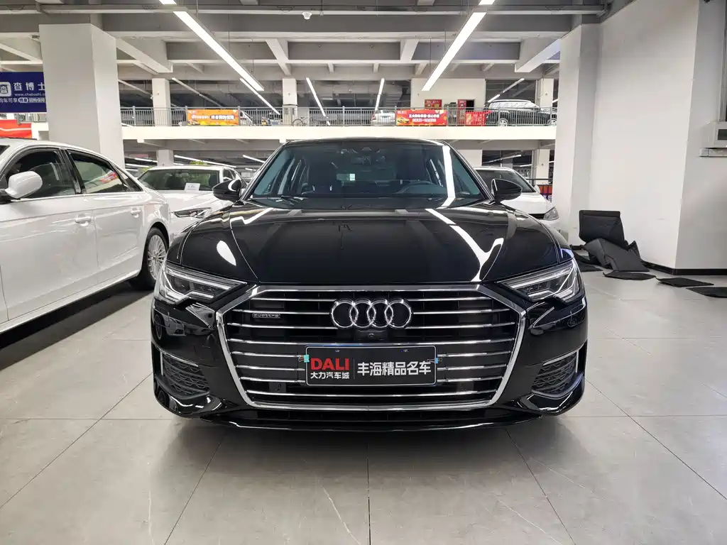 Audi A6L — фото 2