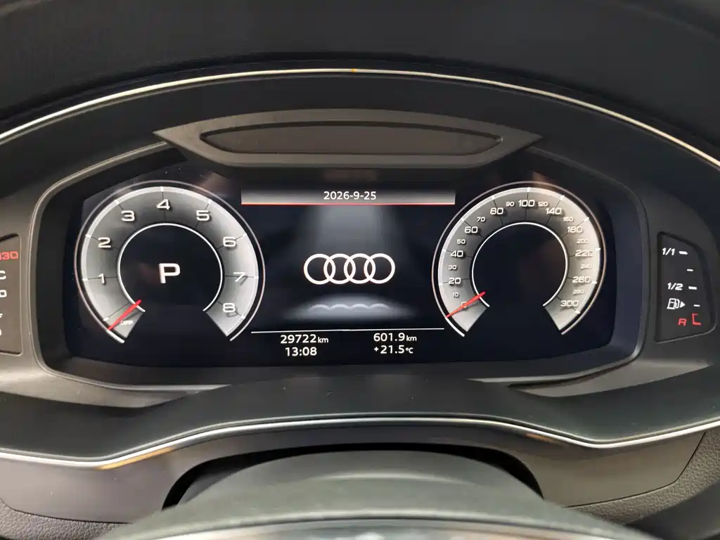 Audi A6L — фото 7