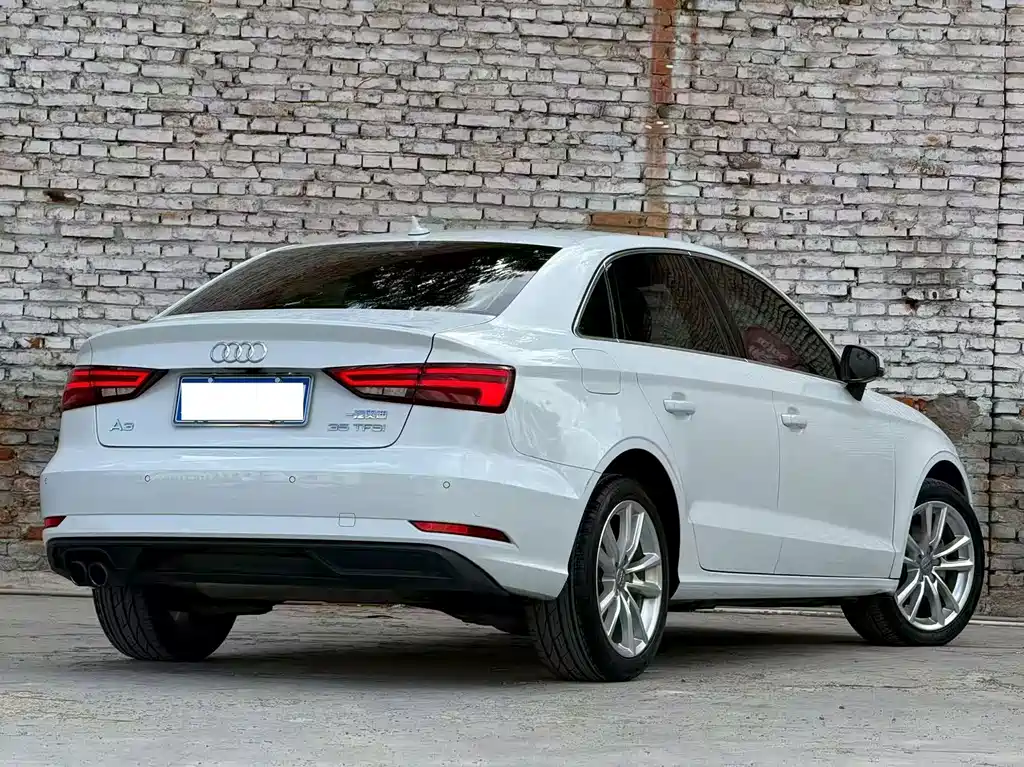 Audi A3 — фото 8