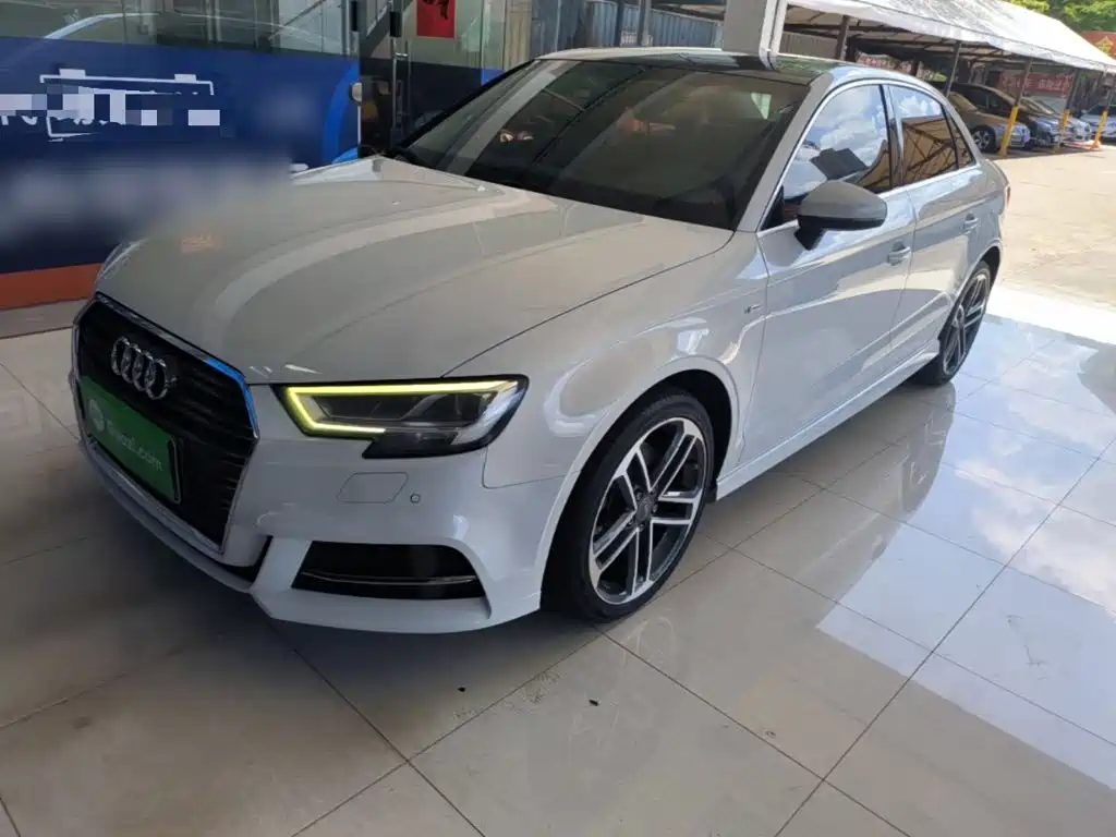 Audi A3 — фото 2