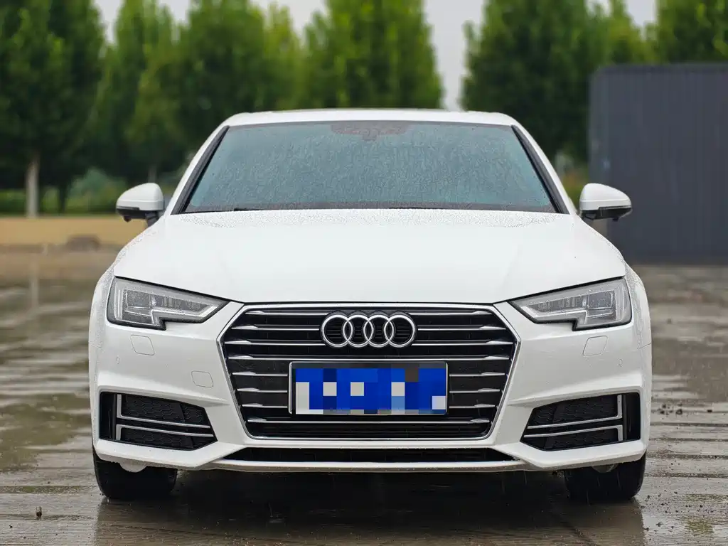 Audi A4L — фото 2