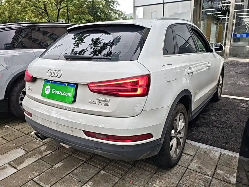 Audi Q3 — фото 7