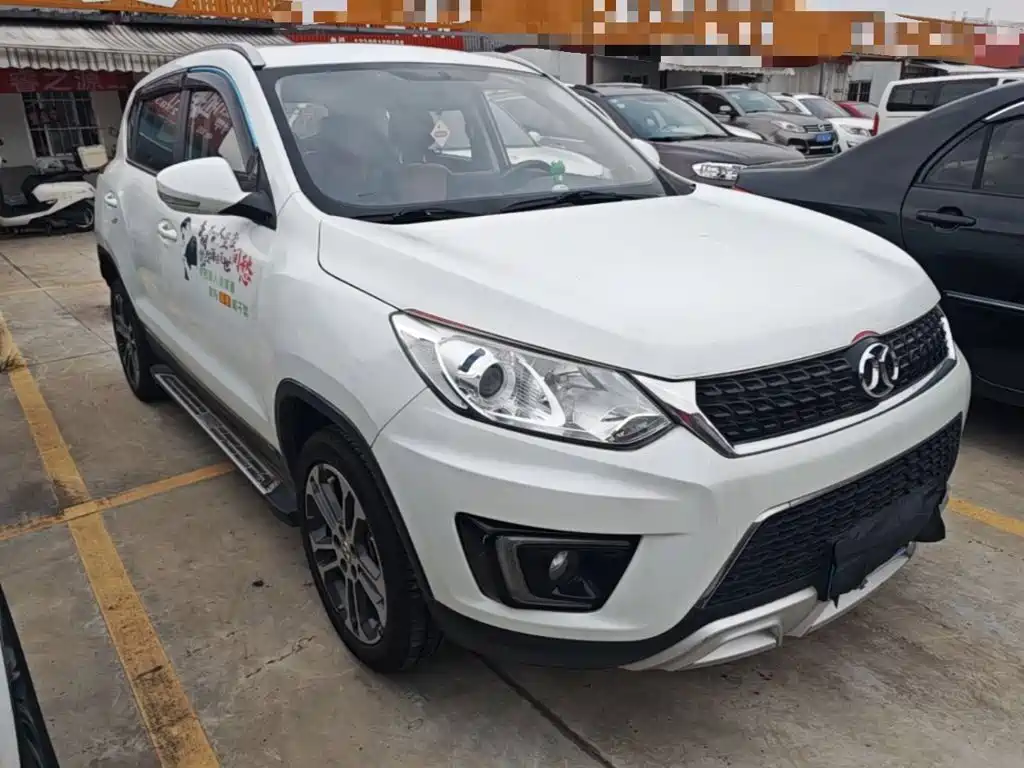 BAIC Senova X35 — фото 4