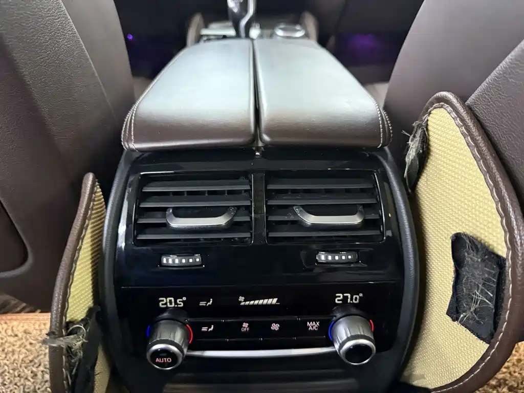 BMW 5 Series New Energy — фото 20