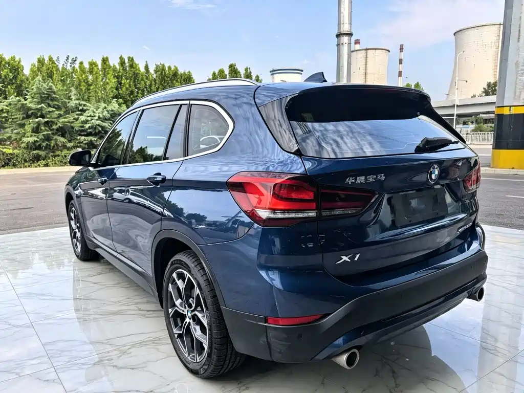 BMW X1 — фото 4