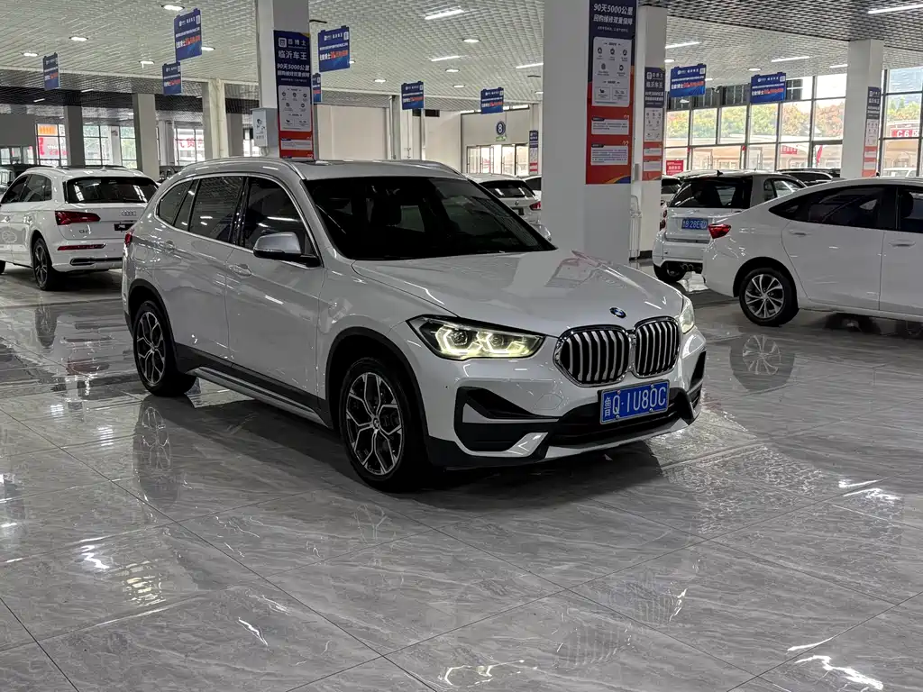 BMW X1 — фото 3