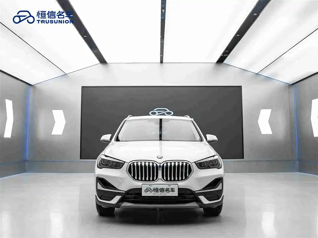 BMW X1 — фото 2