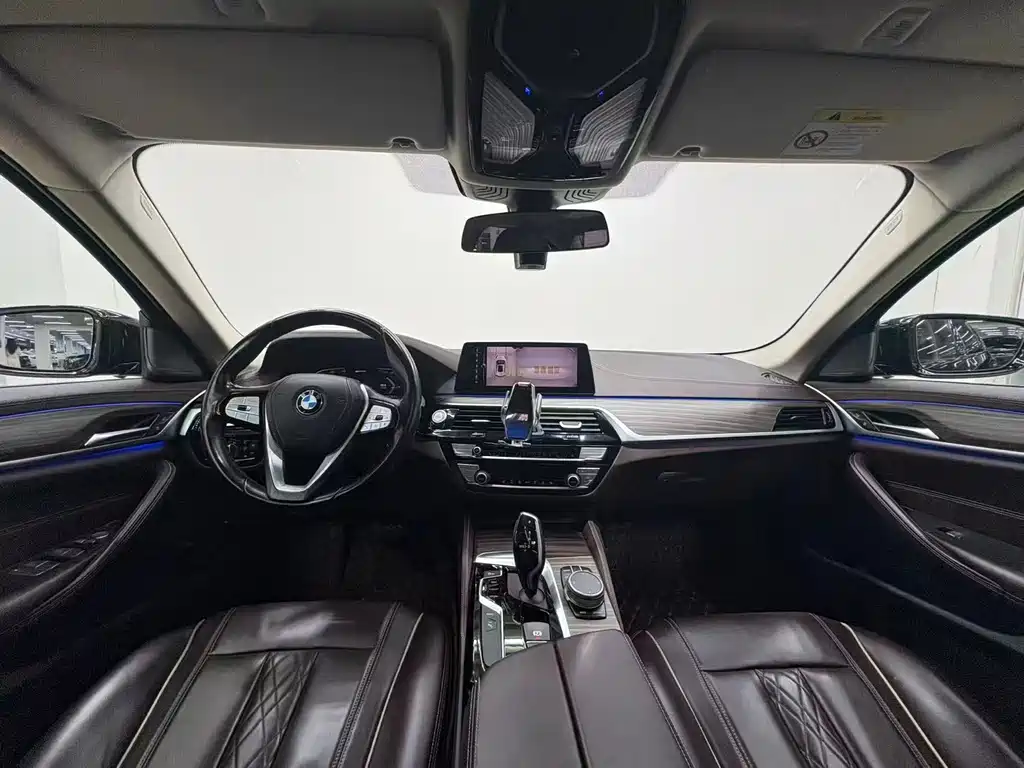 BMW 5 Series New Energy — фото 5