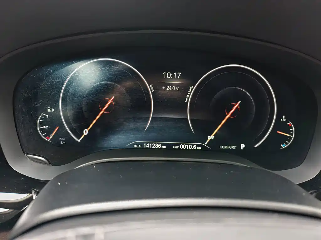BMW 5 Series — фото 15
