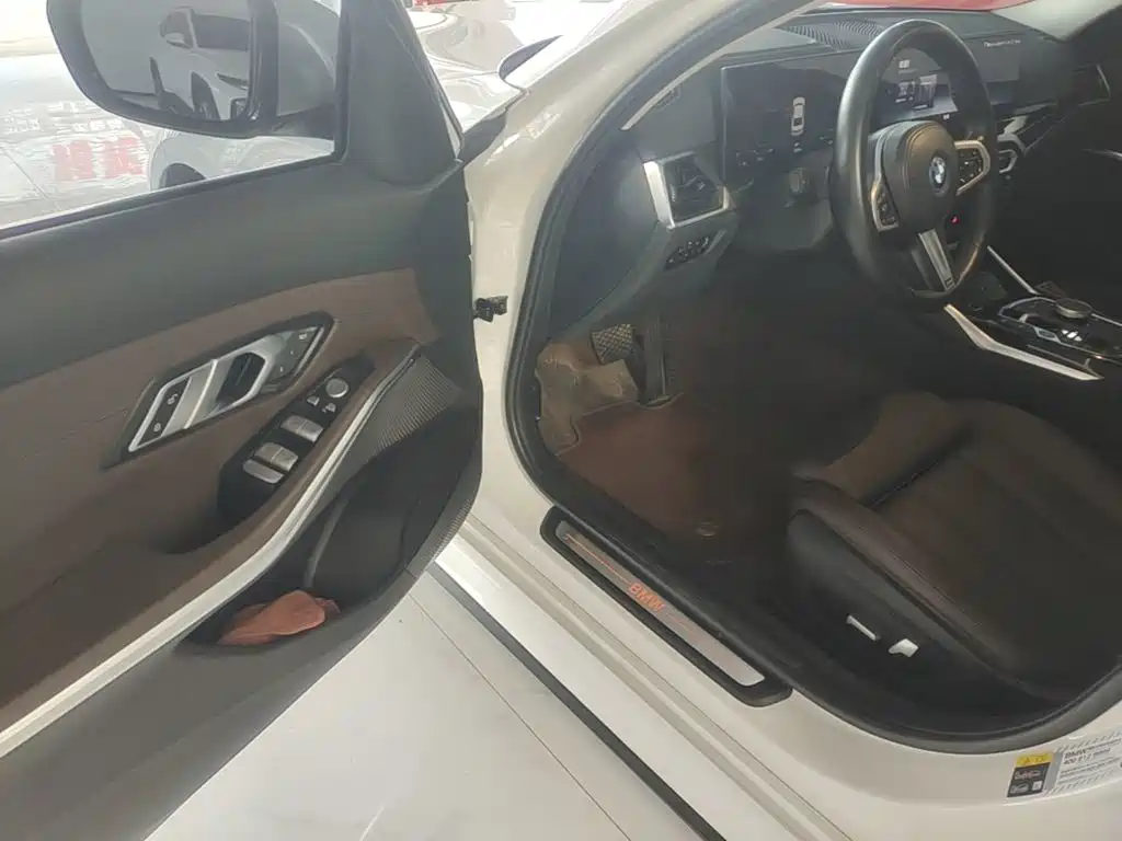 BMW i3 — фото 16