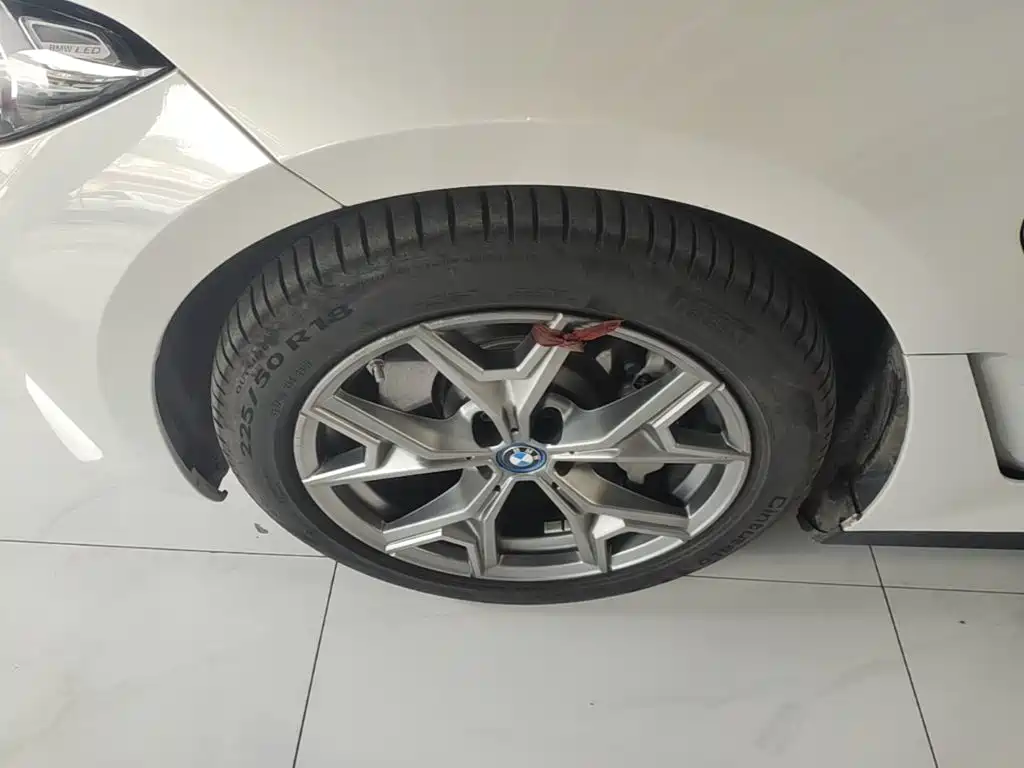 BMW i3 — фото 23