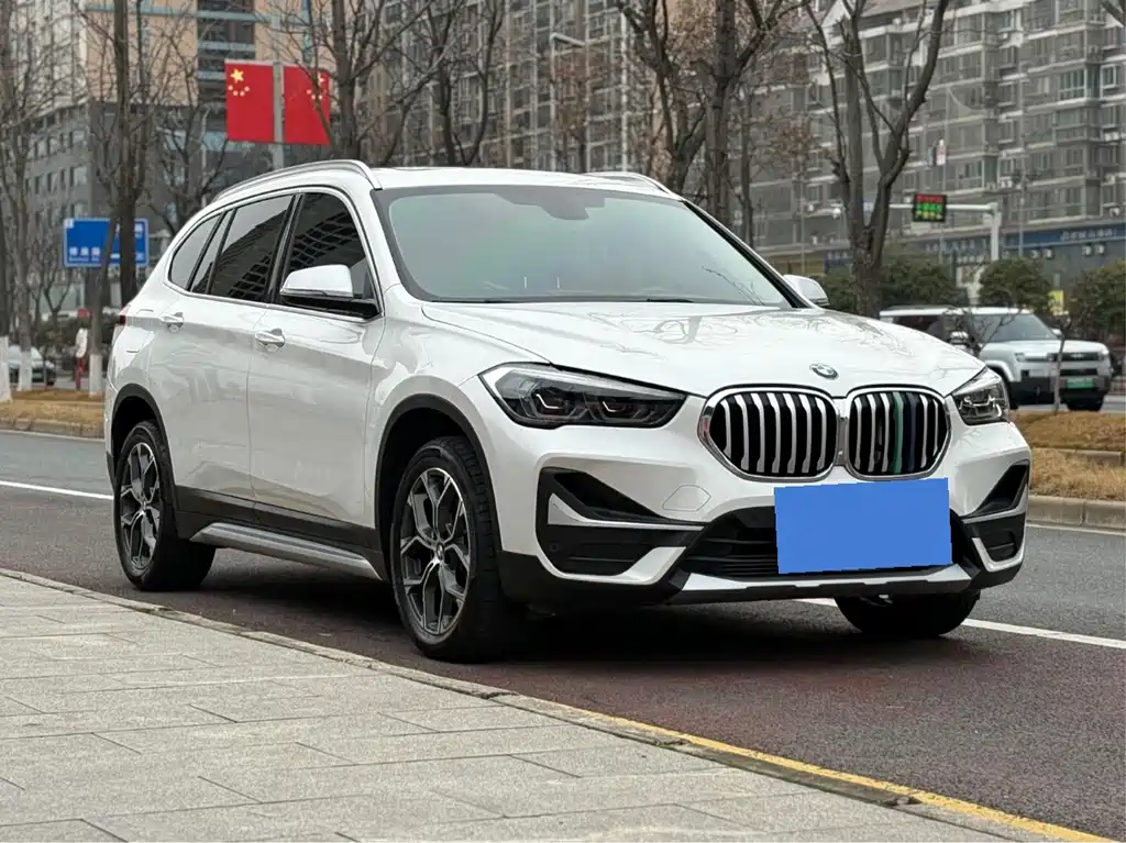 BMW X1 — фото 3