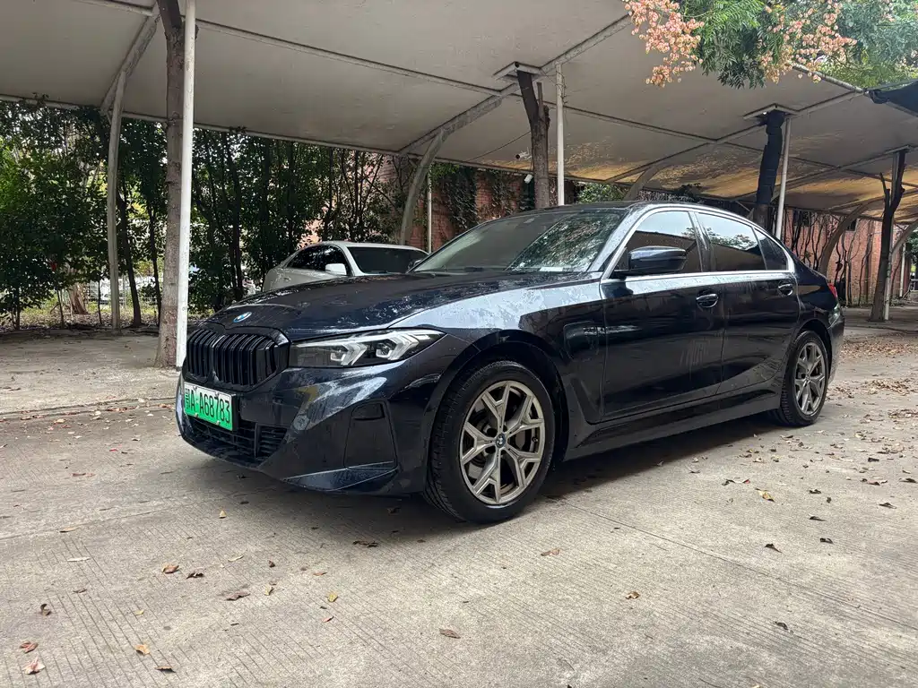 BMW i3 — фото 1