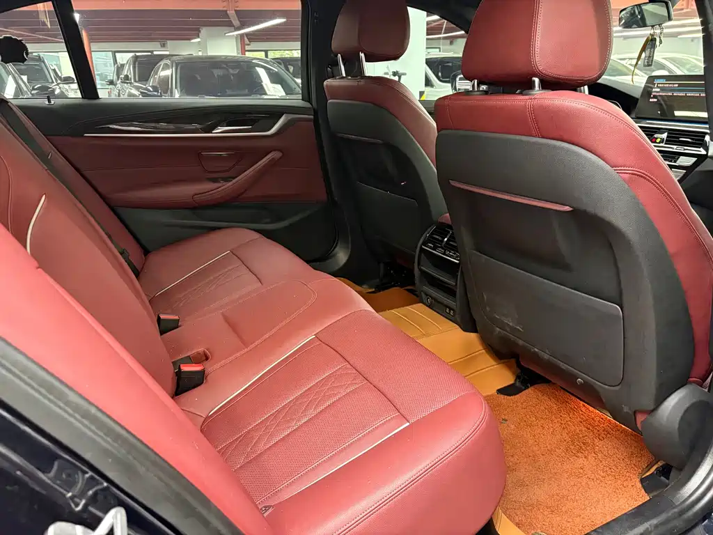 BMW 5 Series New Energy — фото 11