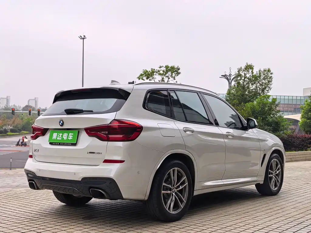 BMW X3 — фото 4