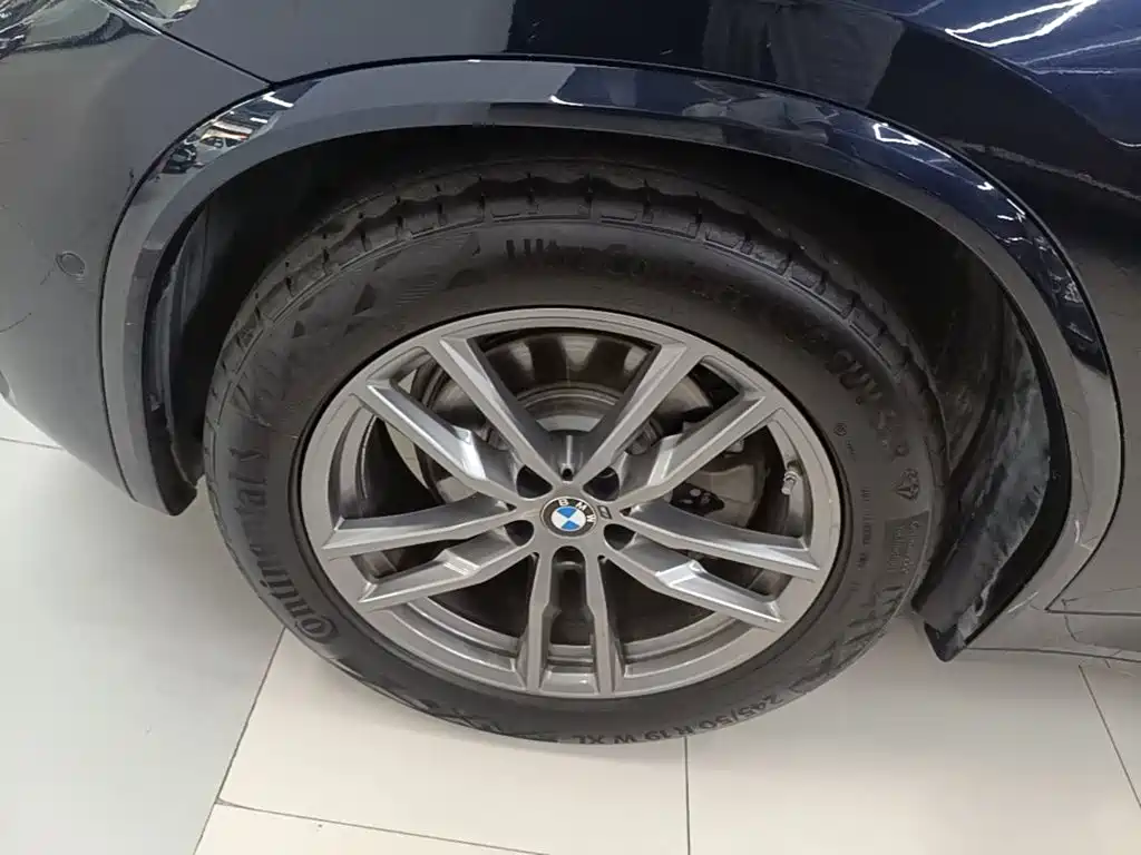 BMW X3 — фото 23