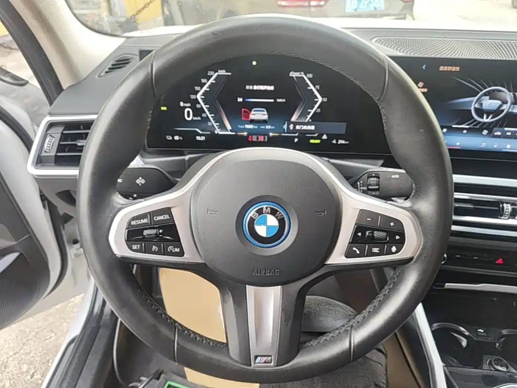 BMW i3 — фото 7