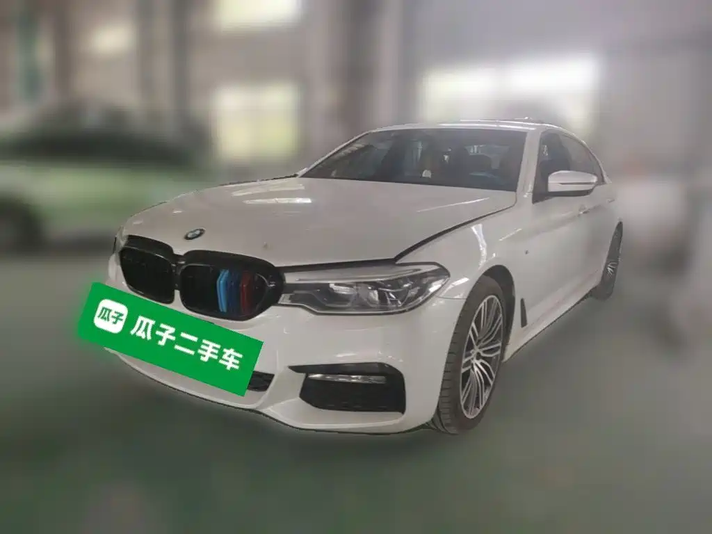 BMW 5 Series — фото 2