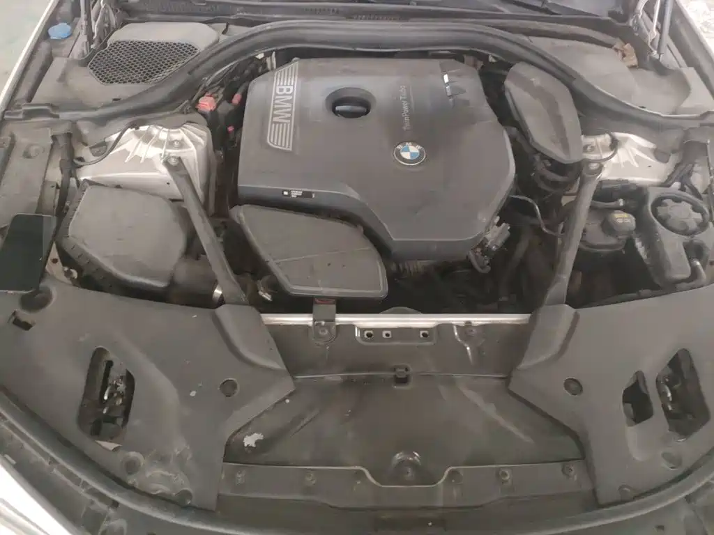 BMW 5 Series — фото 11
