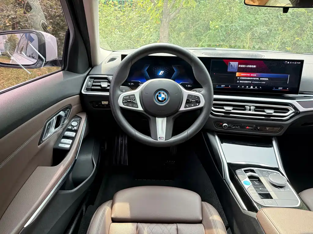 BMW i3 — фото 13