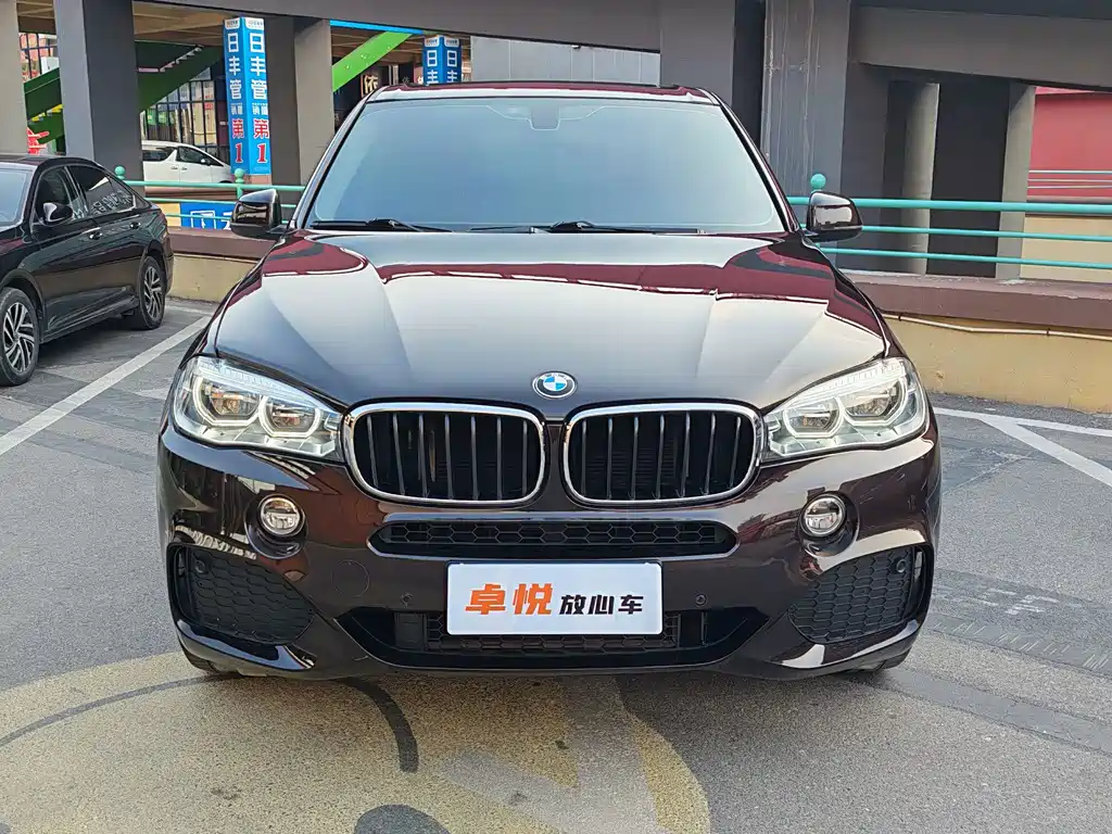 BMW X5 (Import) — фото 2