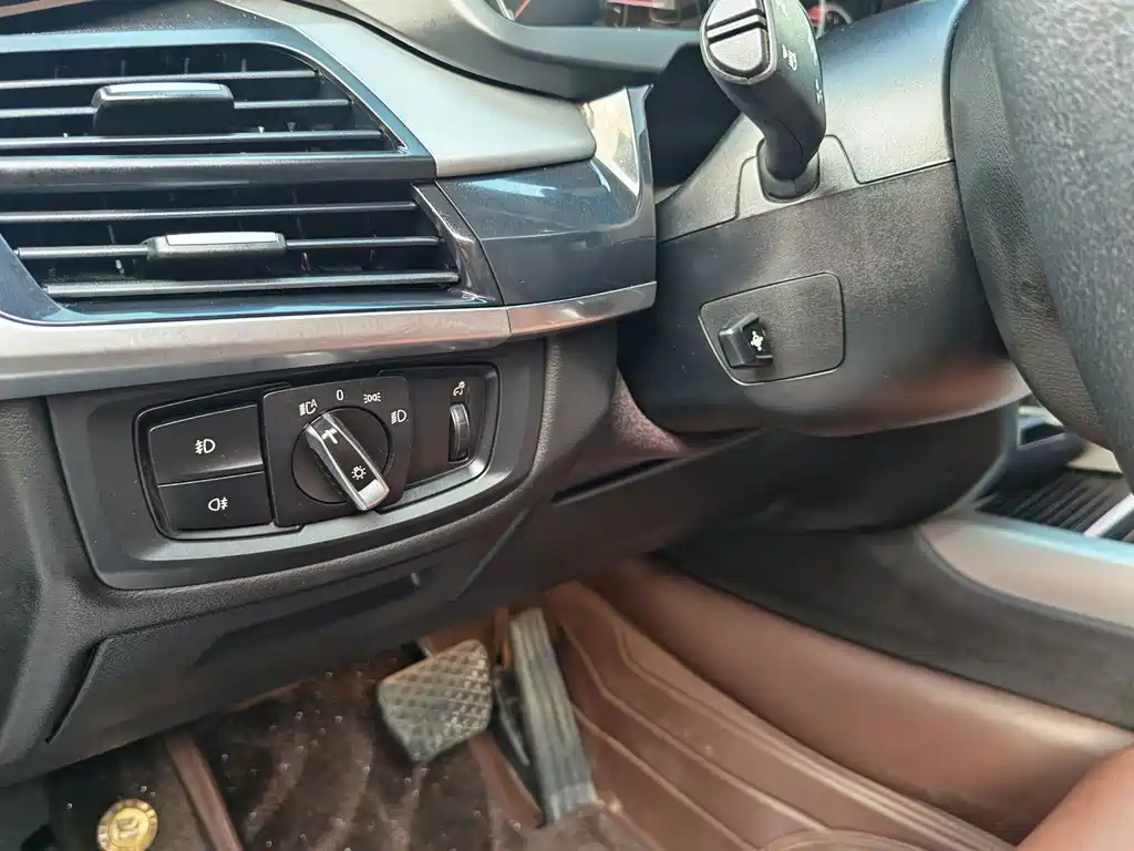 BMW X5 (Import) — фото 11