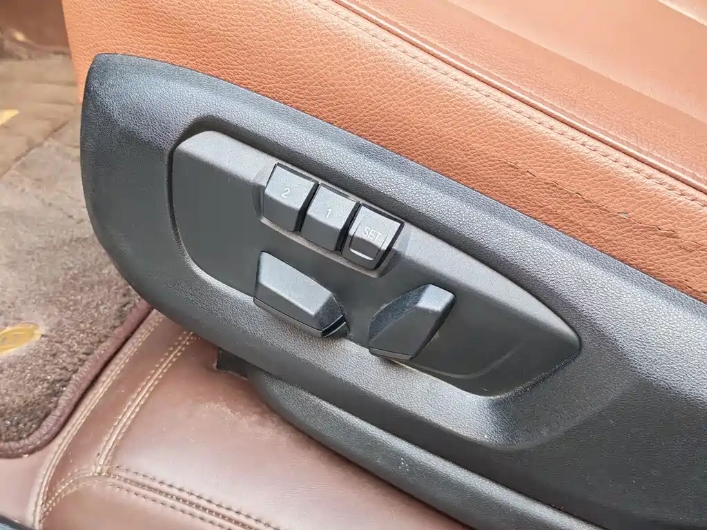 BMW X5 (Import) — фото 13