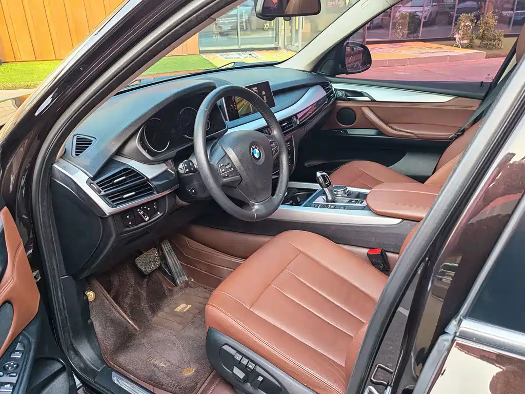 BMW X5 (Import) — фото 14