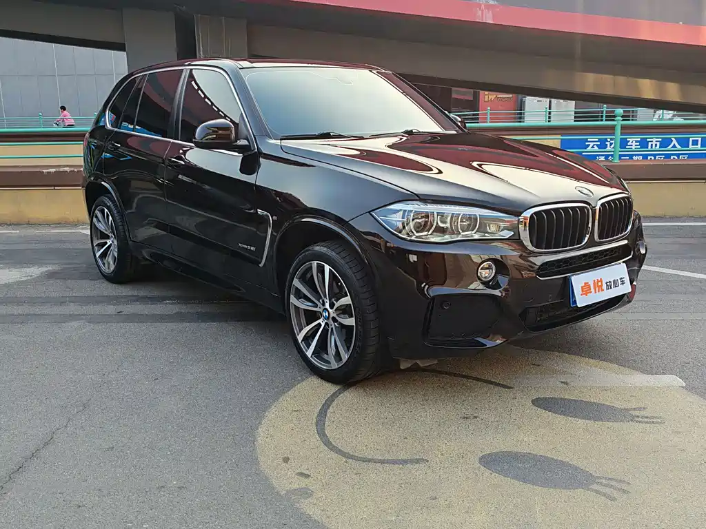 BMW X5 (Import) — фото 3