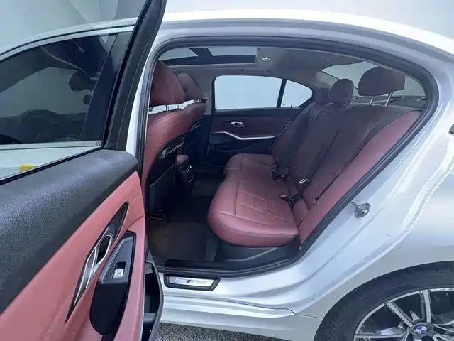 BMW 3 Series — фото 11